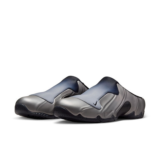 ナイキのクロッグポジット、メタリックシルバーカラー NIKE / CLOGPOSITE / DARK GREY / BLACK-METALLIC SILVER | THE FOUR