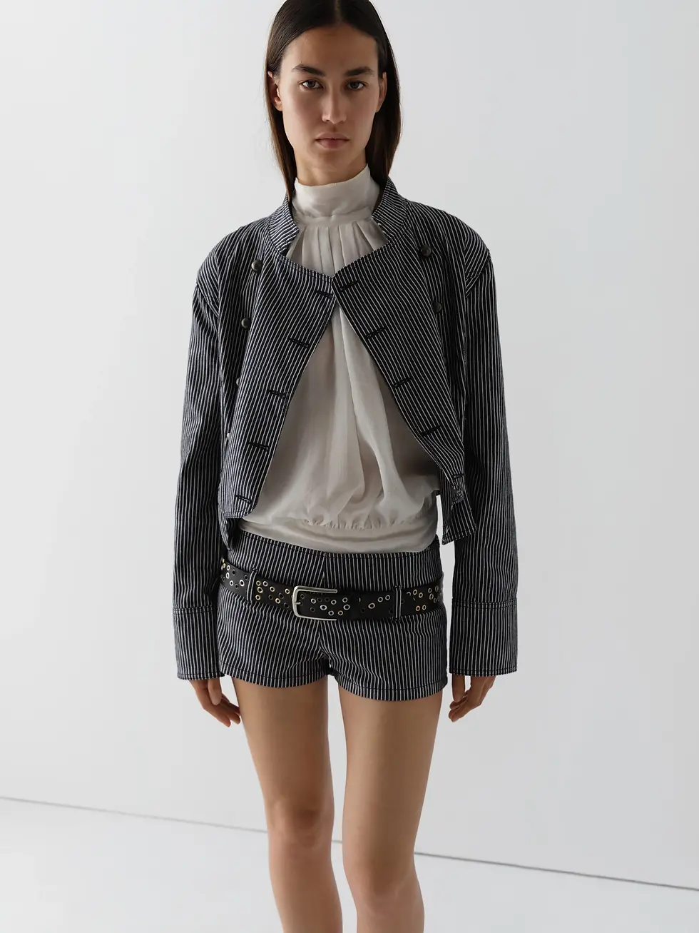 Thumbnail: GIMAGUAS / LONDON SHORT / BLUE WHITE