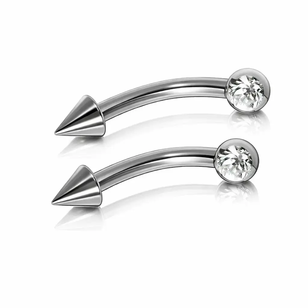 Piercing arcade pointe et strass