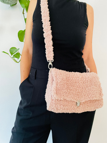 Häkelanleitung Teddy Umhängetasche Plüschfell Maschenherz