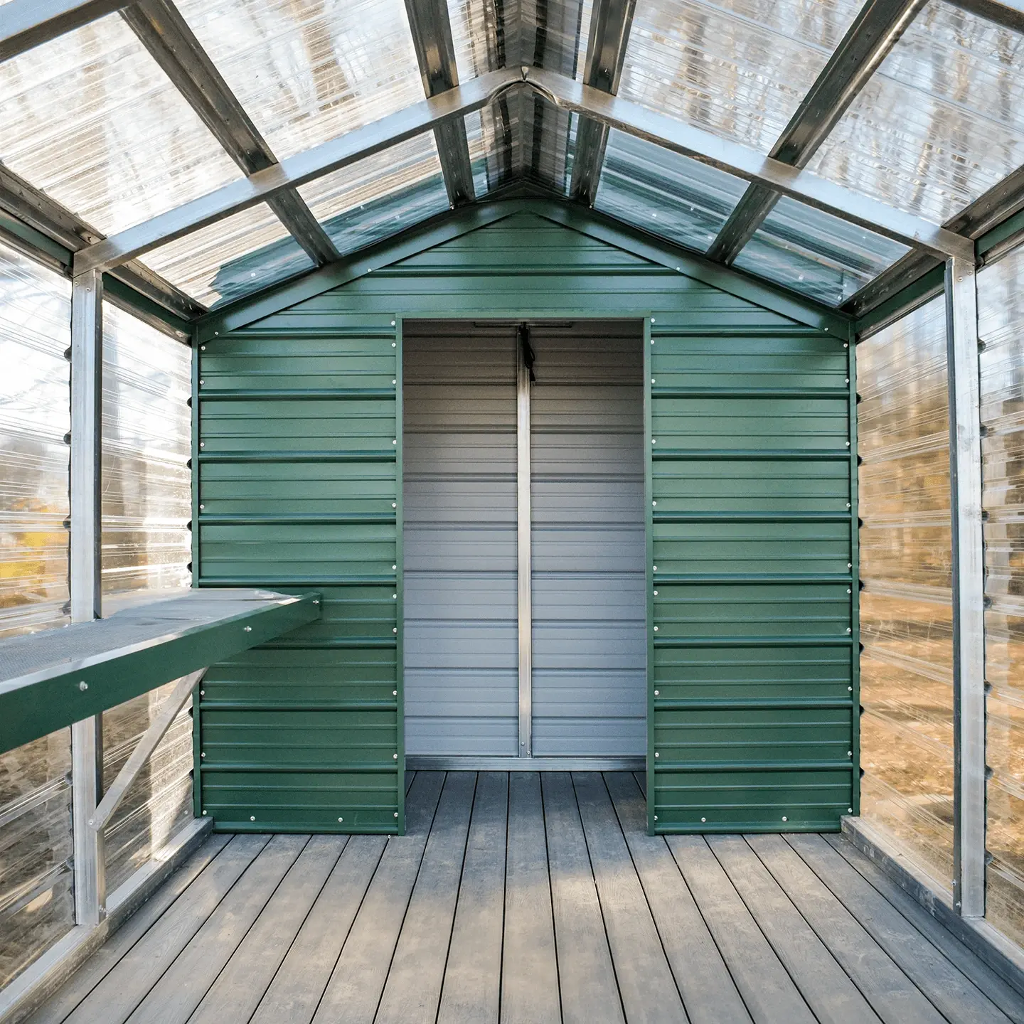 Potting-Shed-GH-8-Wide-interior