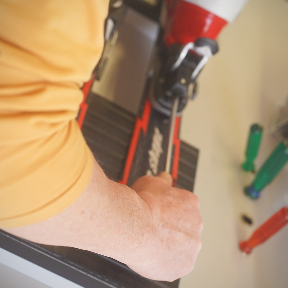 Brunni Sport AG Ski und Snowboard Service