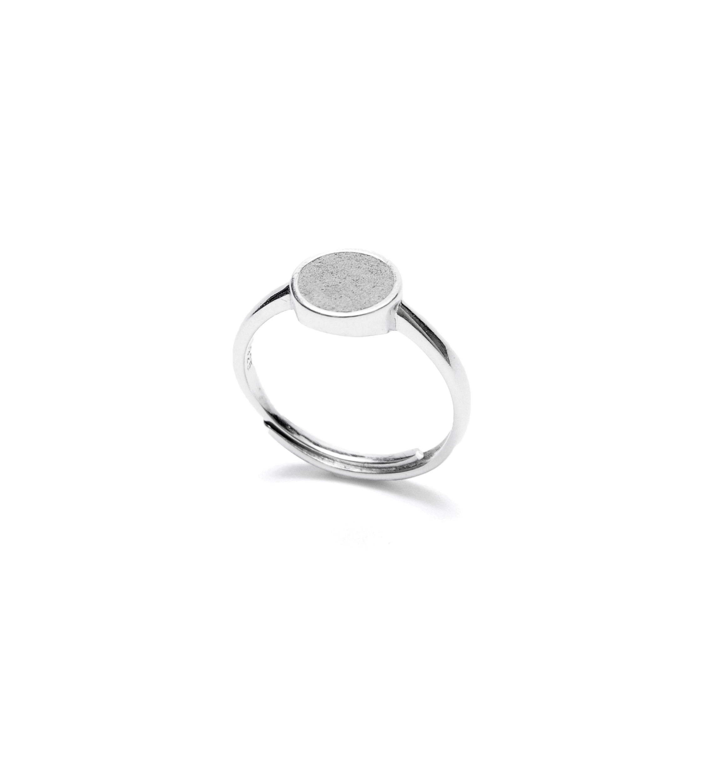 C3CraftStudio｜Grey Concrete Circle Ring / Geometric Series