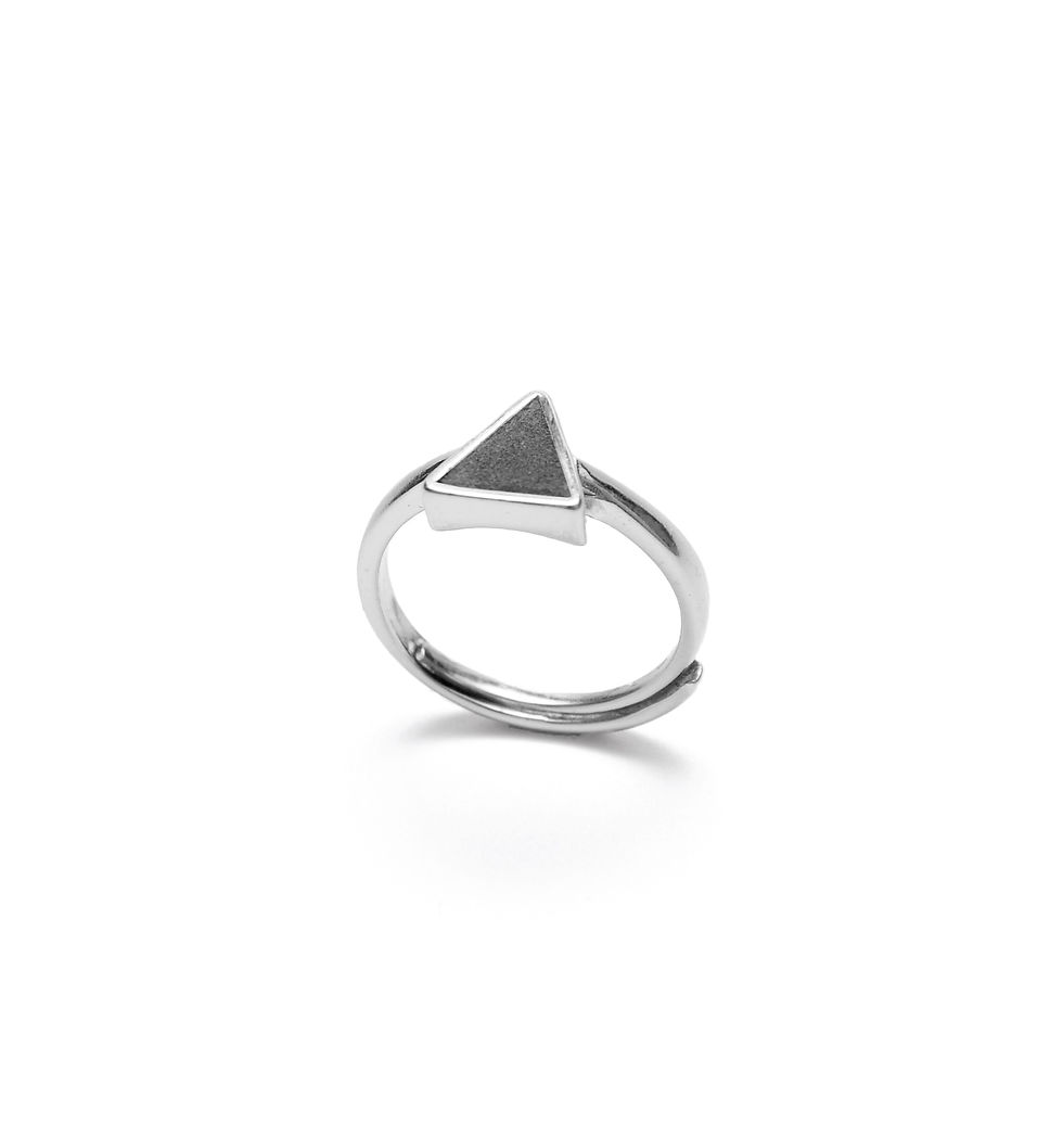 Thumbnail: C3CraftStudio｜Black Concrete Triangle Ring - Geometric Series