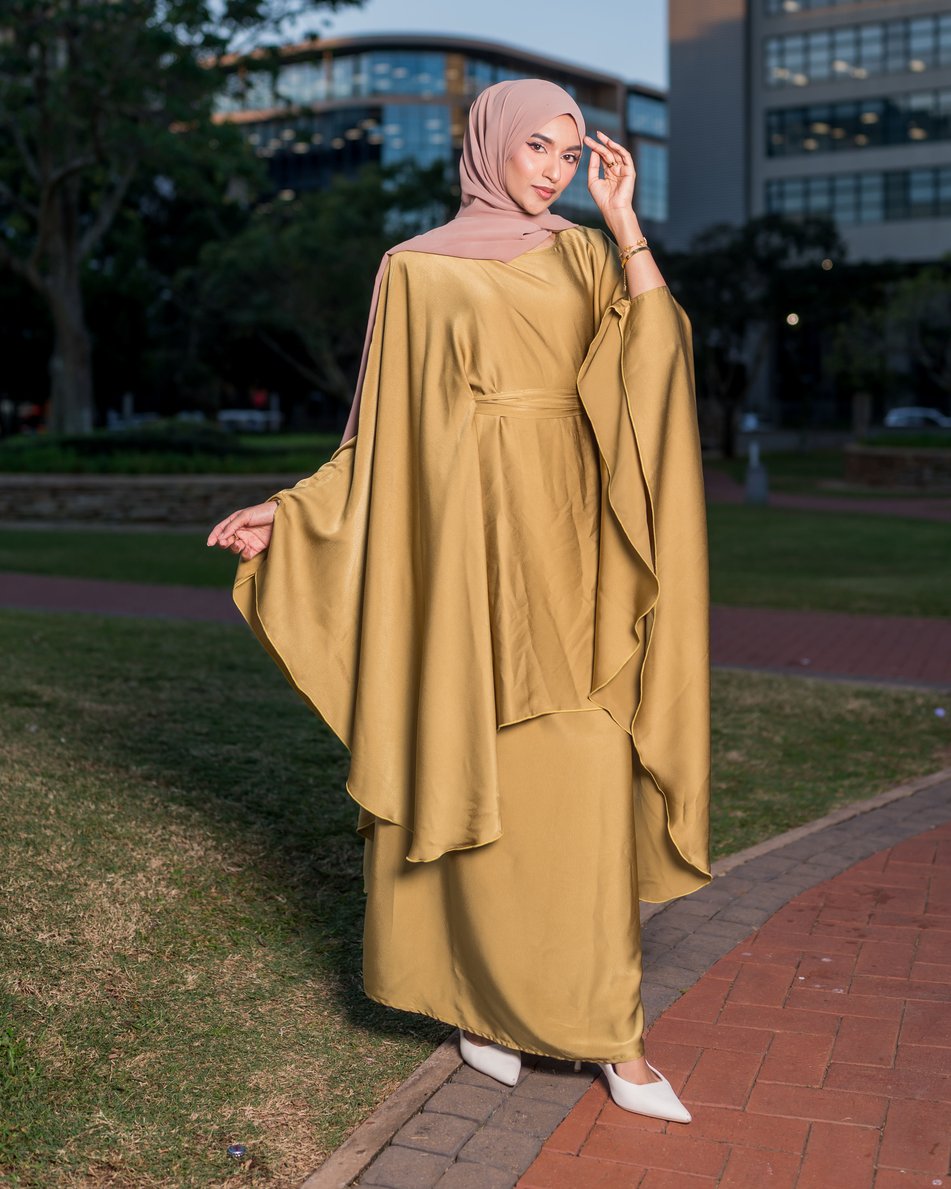 Liyannah Abaya ~ Pine Needle