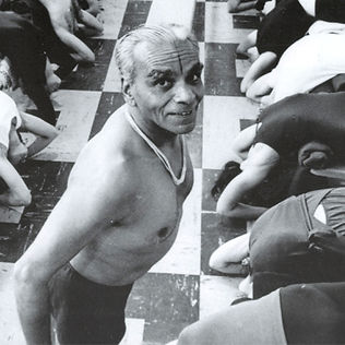 enseignement-bks-iyengar photo.jpg