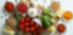 concetto-di-spezie-aromatiche-su-tavola-di-legno-bianco.jpg