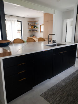 Charlevoix Lakeside Cottage