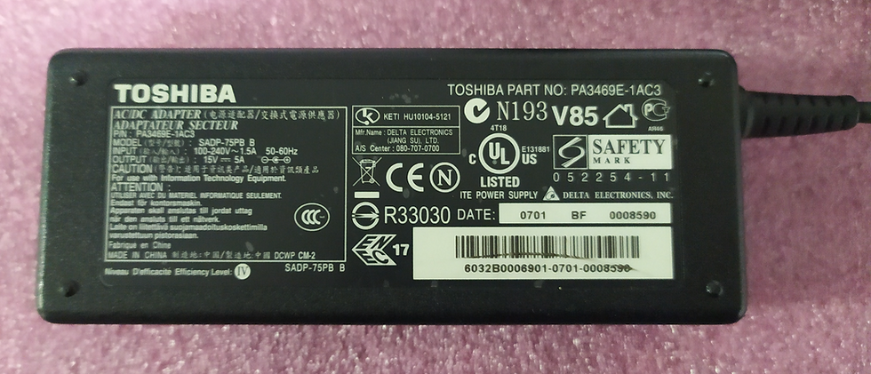 Küçük resim: Orijinal TOSHIBA AC Adaptörü SADP-75PB B 15V 5A