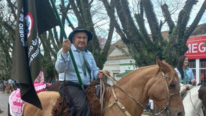 CTG RODEIO DE ENCRUZILHADA ELEGE NOVA PATRONAGEM
