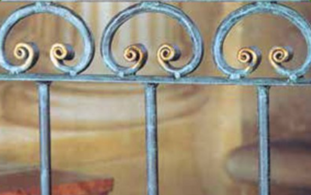 Round Bar Scrolls