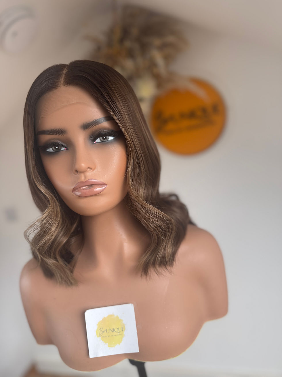 Thumbnail: Chloe (medium cap) 