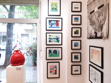 A view of the hanging of Mini maxi print Berlin 2024 - 2025