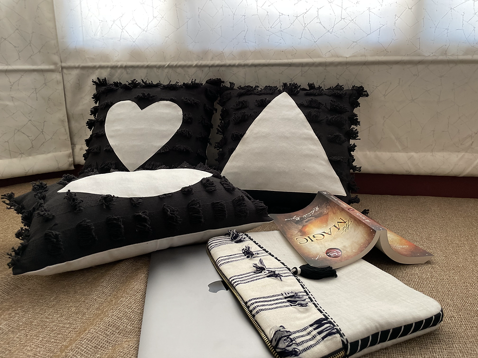 Thumbnail: Distressed Triangle Cushion Cover 16x16"