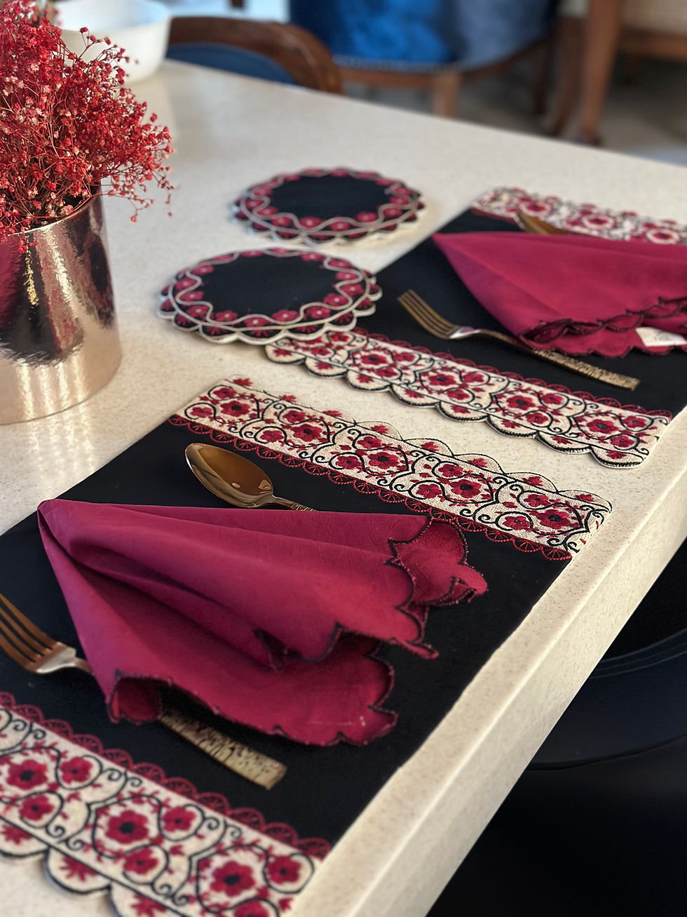 Thumbnail: Bloom Maroon Motif Set of 6 Table Napkins
