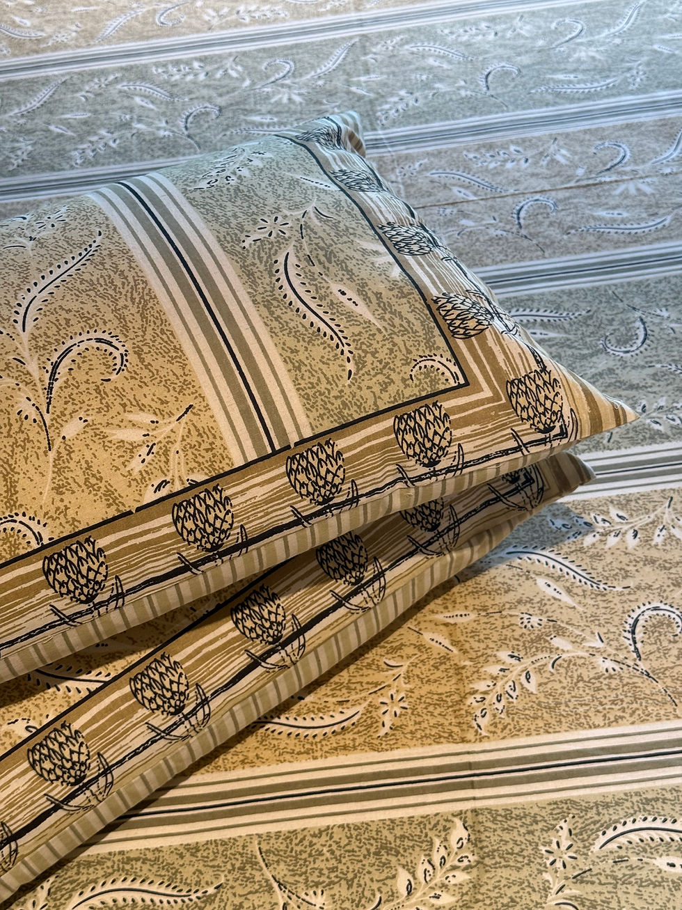 Thumbnail: The Minimalist Sunshine Sage Budget Bedsheet Set