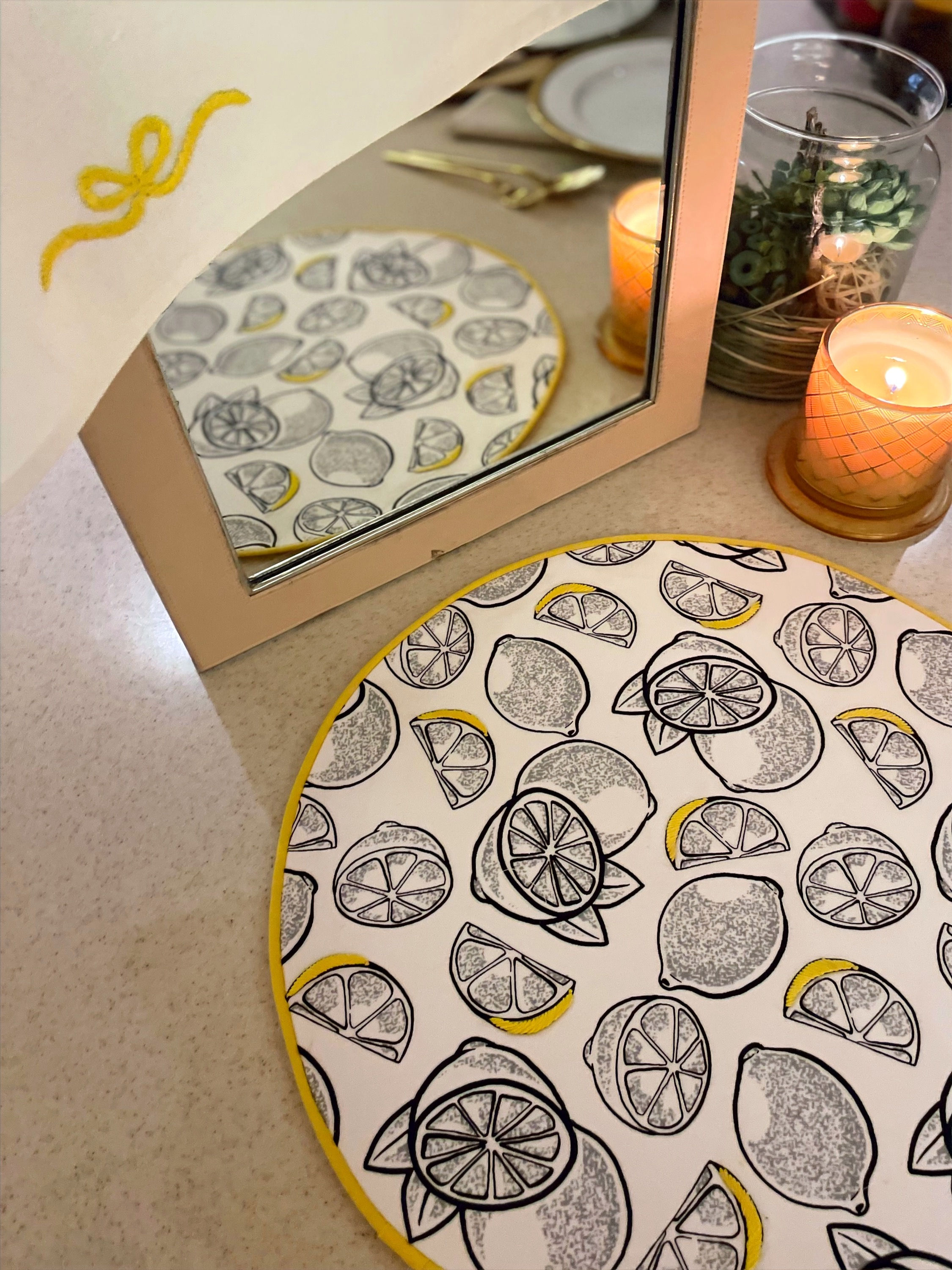 Tots Lemons Round Placemats Set