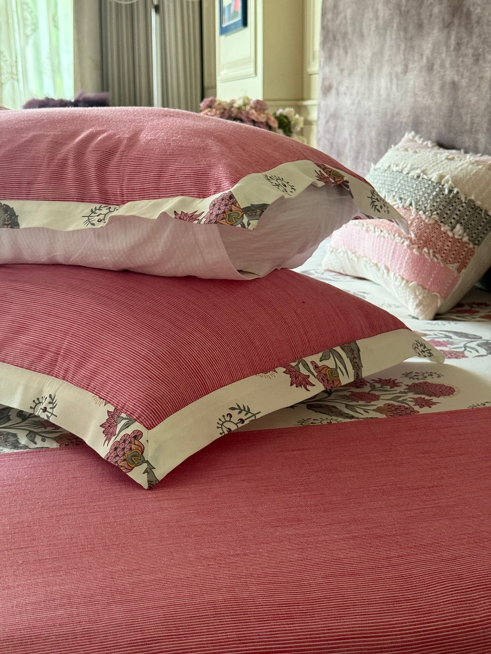 Thumbnail: Bloom Pink Paisley Darbar Bedsheet Set