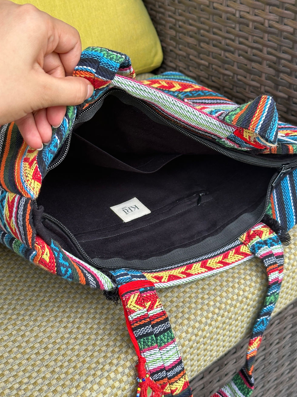 Thumbnail: Distressed Multi-Jacquard Fringe KRI Tote bag