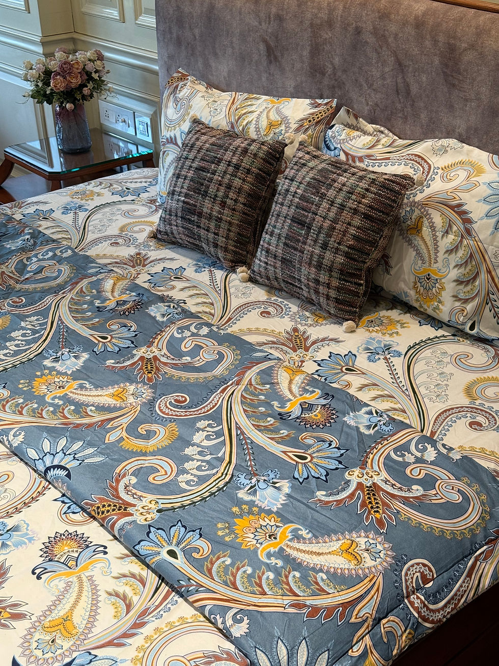 Thumbnail: The Minimalist Duotone Paisley Comforter Set