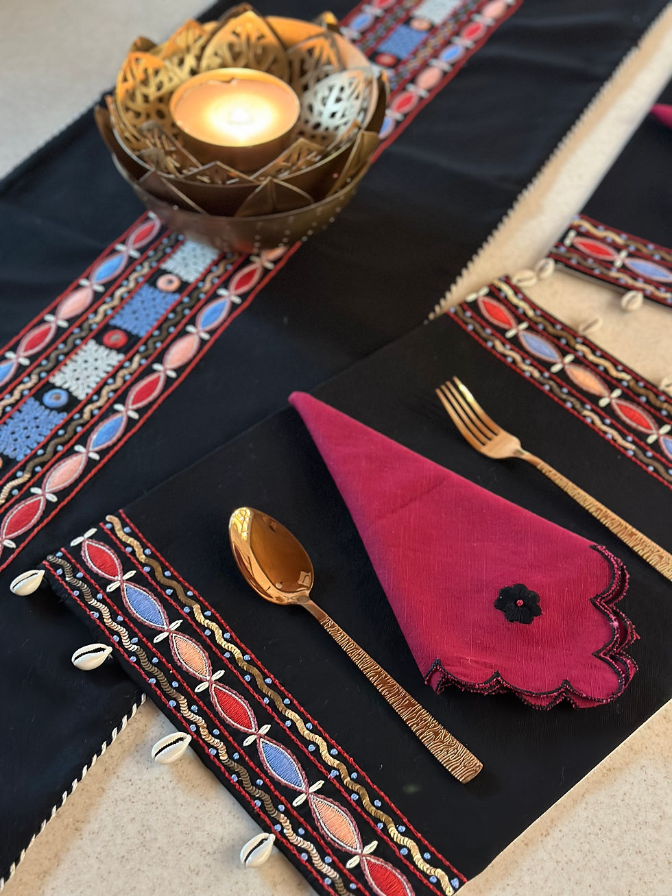 Thumbnail: Bloom Maroon Motif Set of 6 Table Napkins