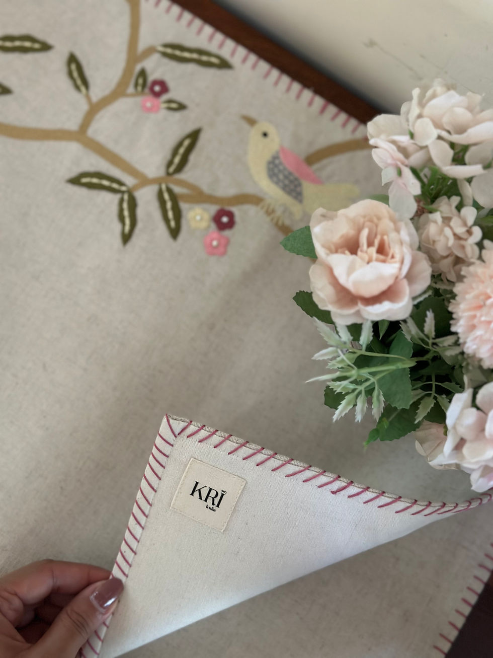 Thumbnail: Bloom Perching Birds Table Placemats Set