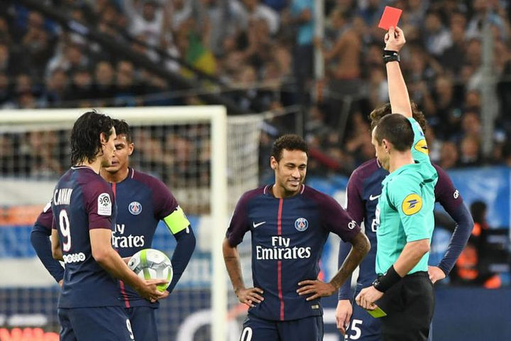 Tak Hanya Kartu Merah, Neymar Pun Dapat Perlakuan Tak Menyenangkan | PT RIFAN FINANCINDO BERJANGKA