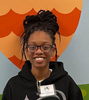 Toty'Onna Evans (1).jpg