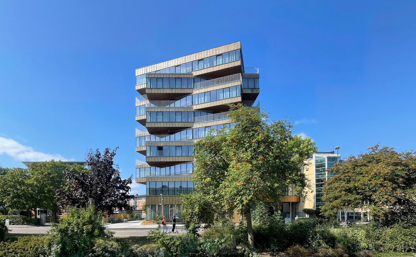 LUND RESIDENTIAL BUILDING