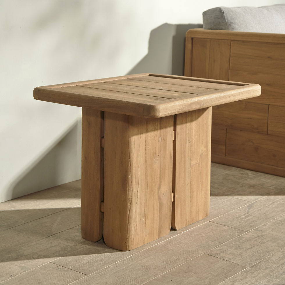 STRIA End Table