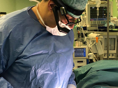 Prova clinica di nuovo visore per streaming di interventi chirurgici