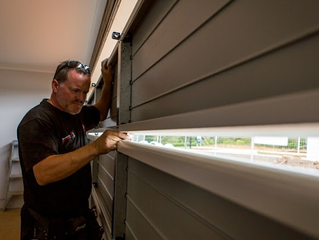 Emergency Garage Door Repair Queens: What to Do Right Away