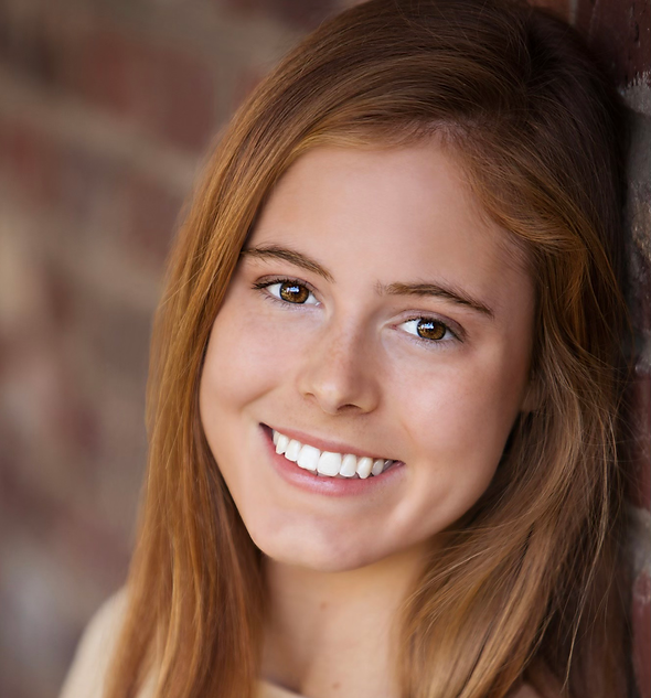 Senior Pic_Closeup.heic