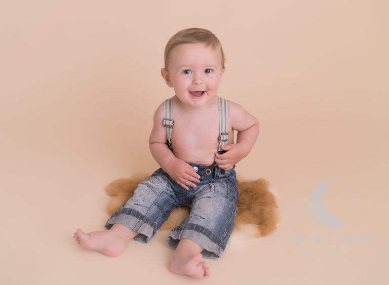 Little baby Photographer Leicester | little Photography Leicester