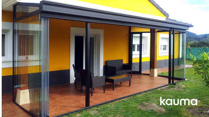 Glass Room with Opening Screens 2.png