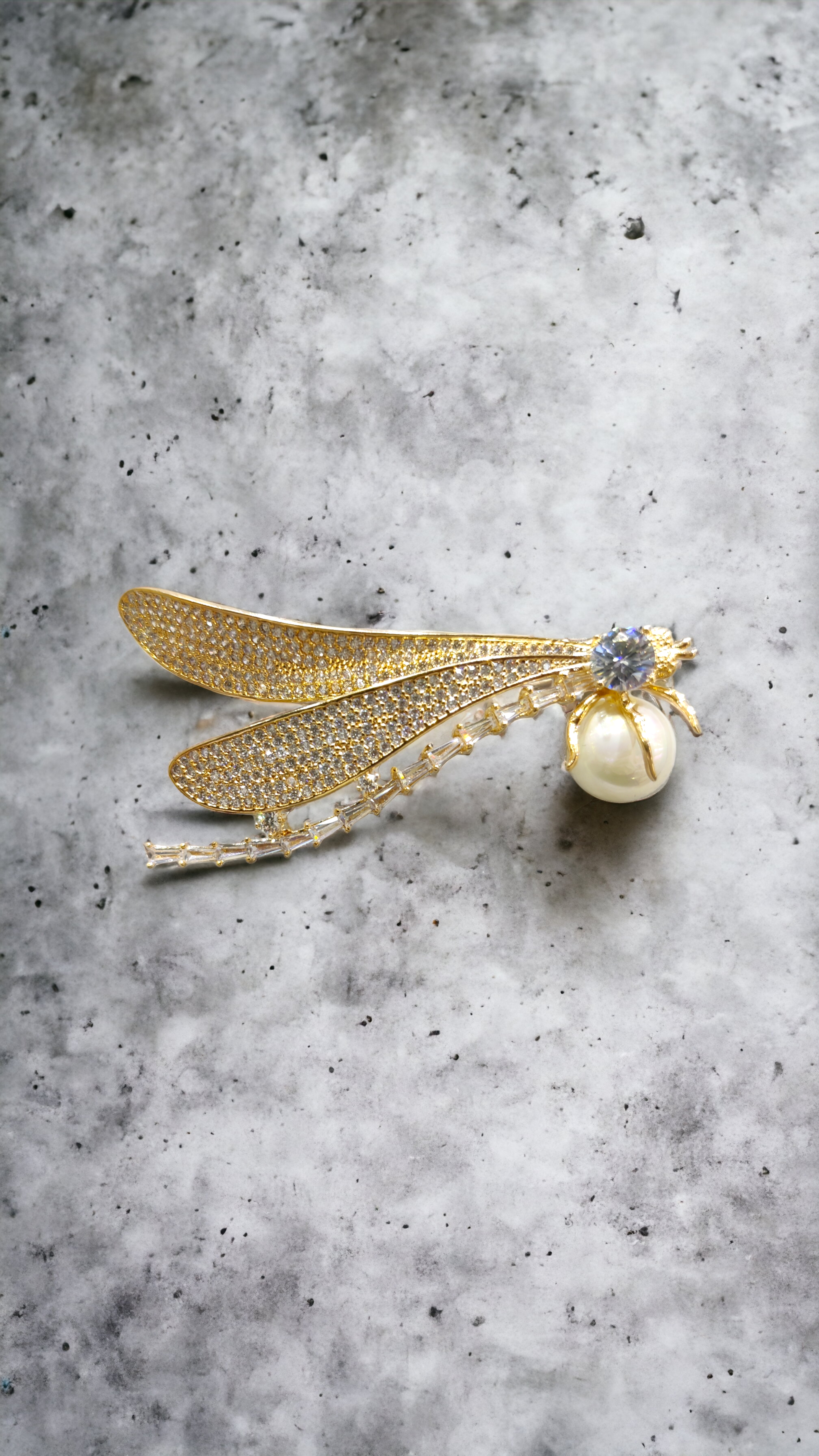 Cz Unisex Brooch with Pearls Mosquito Motif
