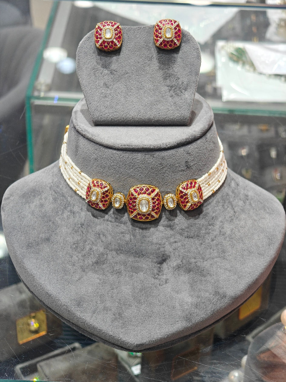 Emerald and Polki Choker Necklace Set with Pearls