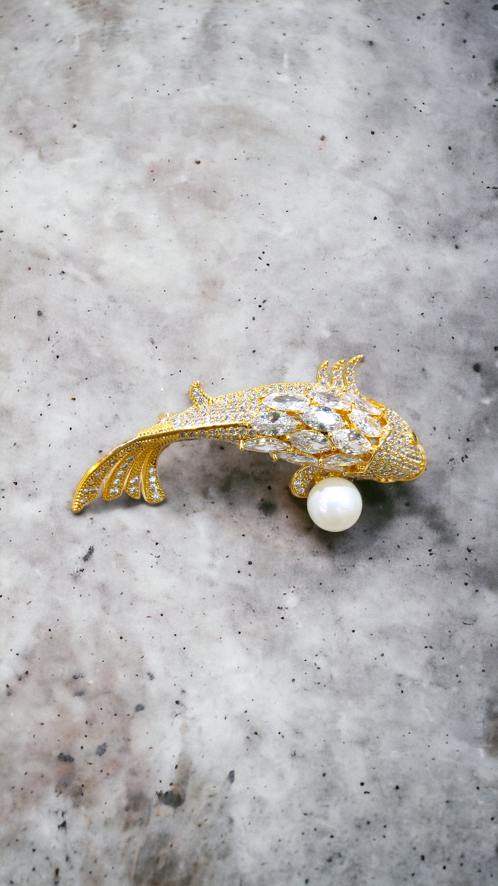Elegant Cz Diamonds Unisex Brooch with Pearls