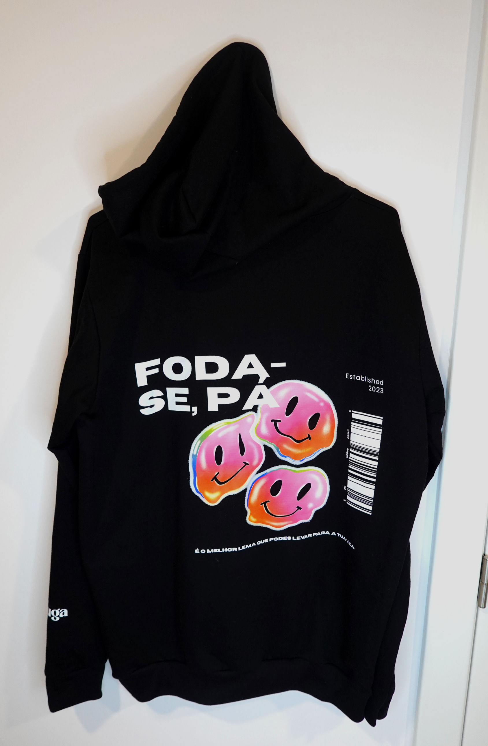 Sweatshirt Preta "foda-se, pá"