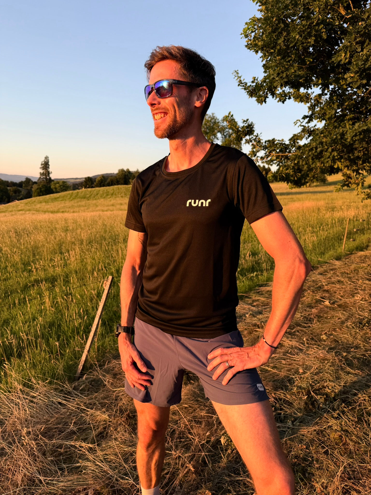 runr Running Shirt Men Schwarz