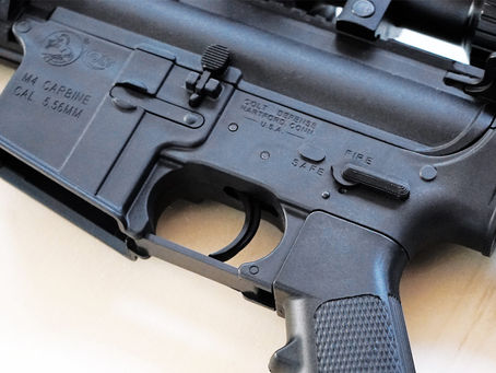 AR15-Style-Budget-Kniften, Crosman M4-177, Colt M4