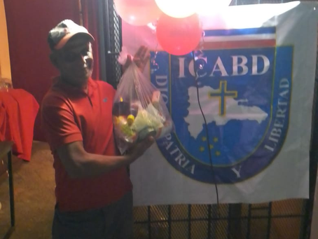 Fiesta de Navidad , misión nuestra señora de la altagracia valiente adentro