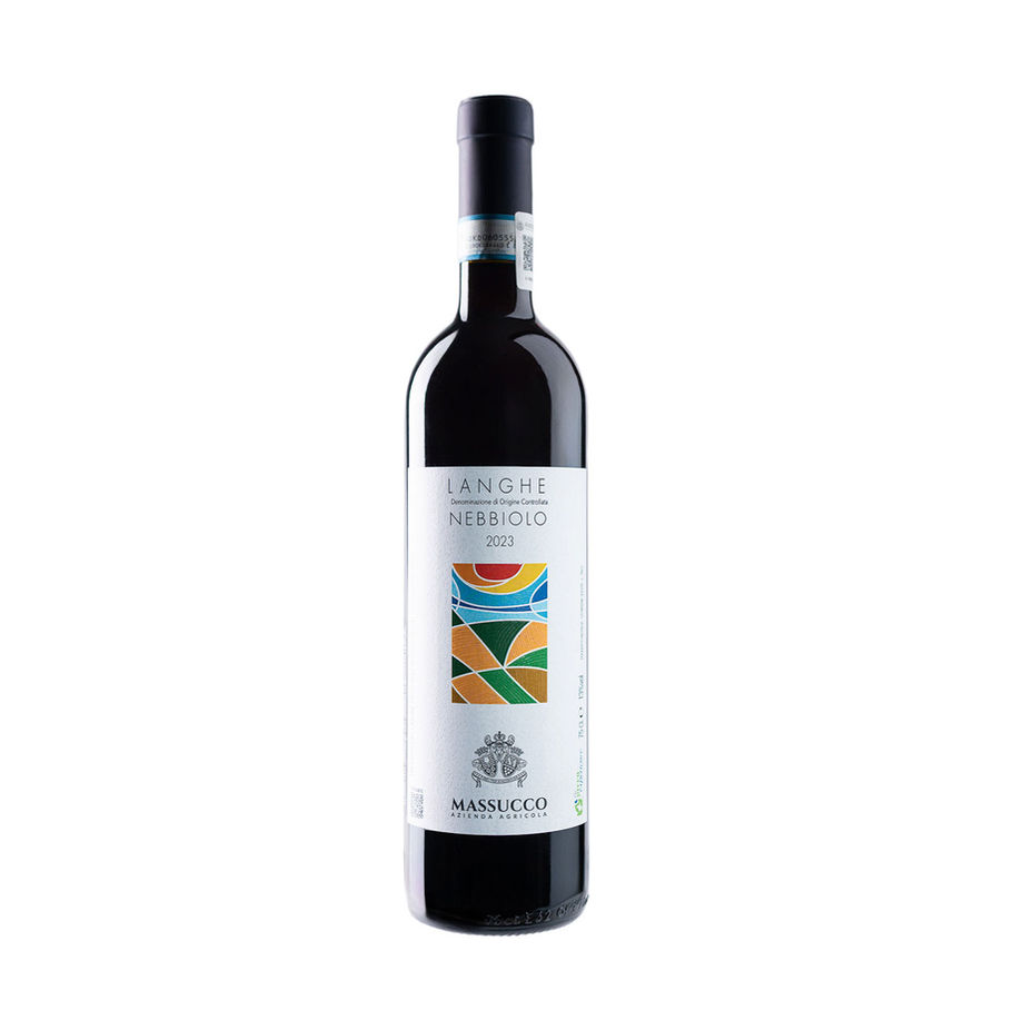 Langhe Nebbiolo DOC, vino Italiano, tinto, complejo