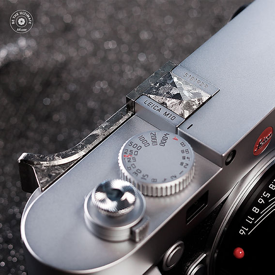 Leica M11/M10シリーズに美しくなじむサムリスト「AKuser BE THE