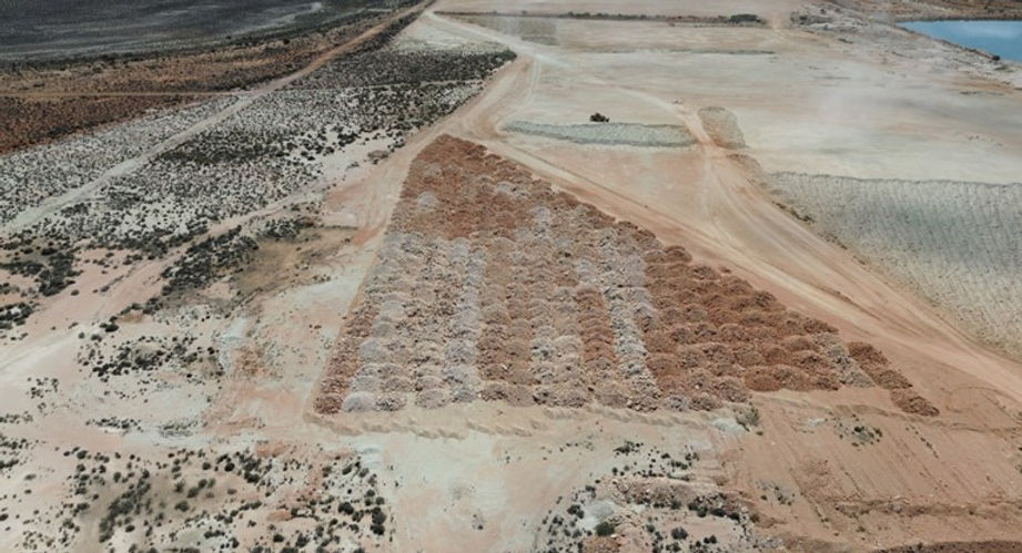 Hudson Resources’ mining campaign at Lake Nerramyne produces high-quality attapulgite clay for industrial and commercial appl