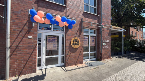 Meerwalt Studio in Meerbusch. Keramik selbst bemalen