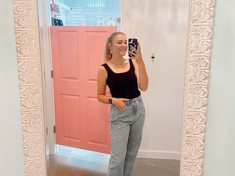 Rhinestone Jeans Casual Outfit