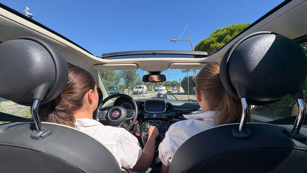 sunroof down in fiat 500