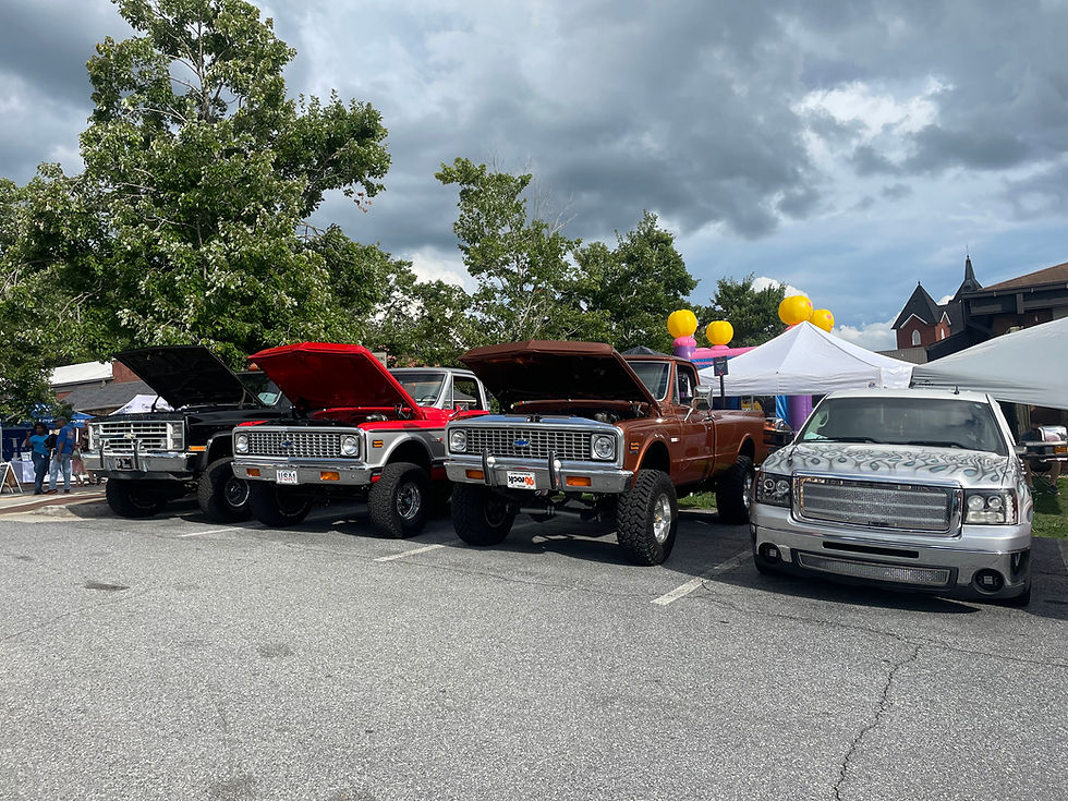 Car Show Downtown Dallas GA