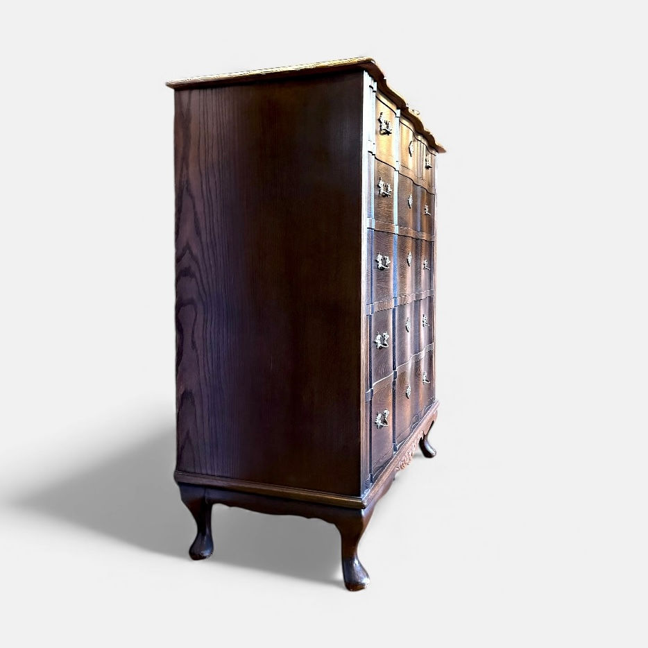 Thumbnail: Dansk møbelproducent | Highboy kommode i egetræ